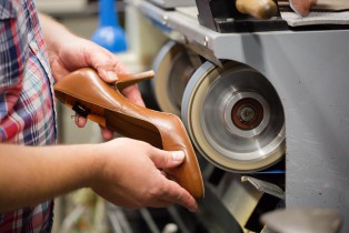 herstellen damesschoenen